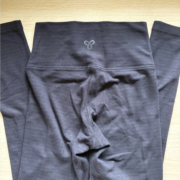 TNA Leggings XS High Rise Stretch Athletic Yoga Pants - Picture 9 of 9